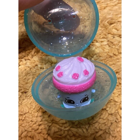 Shopkins Season Six 6 Lot Of 20 Figures Actual Pieces In Photos Moose Toys - Picture 3 of 9